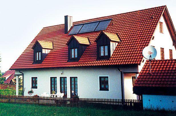 Gaestehaus Gertraud ノイアルベンロイト エクステリア 写真